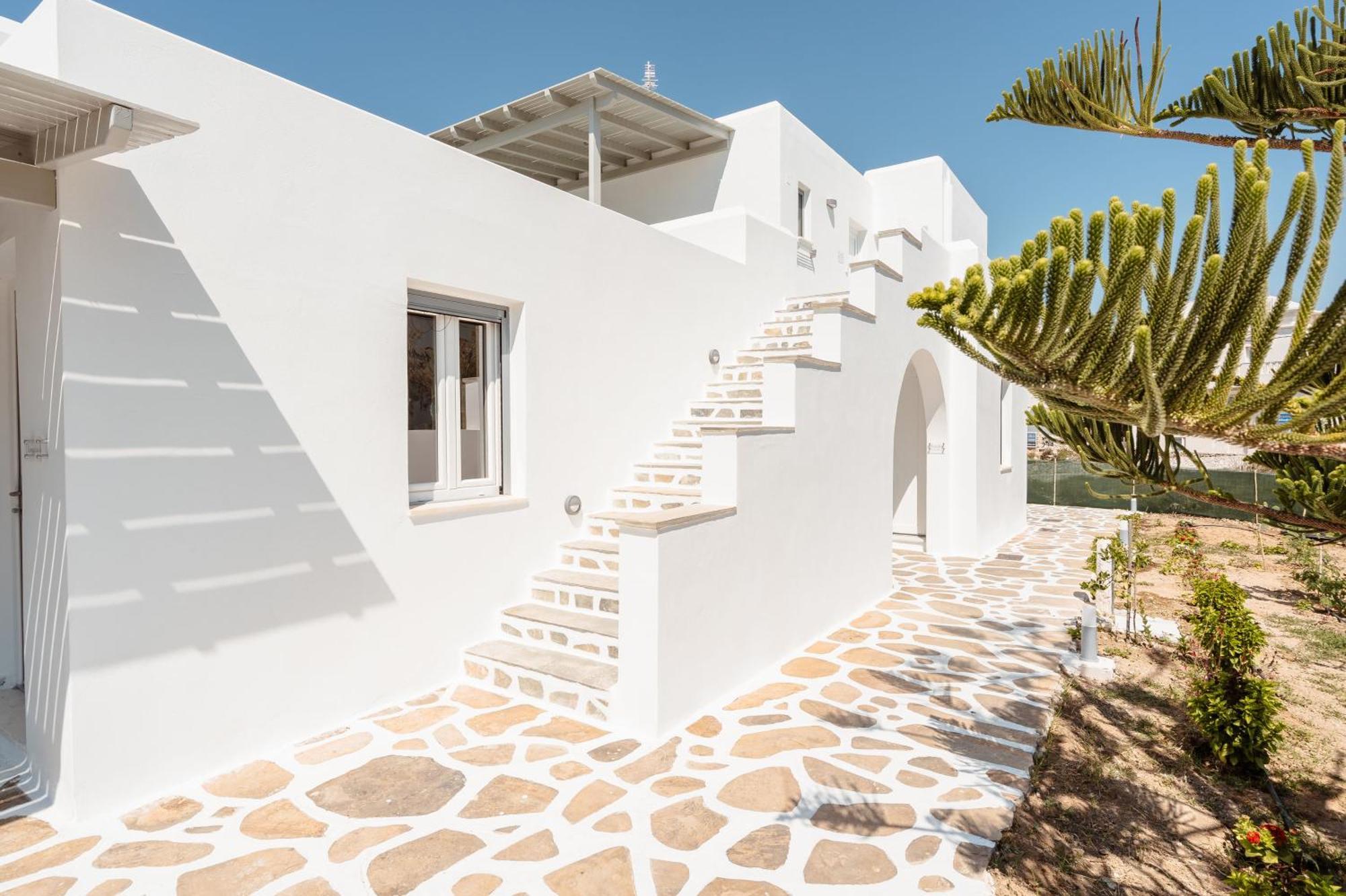 Celestial Seaview Apartments- Ariadne Naxos City 외부 사진