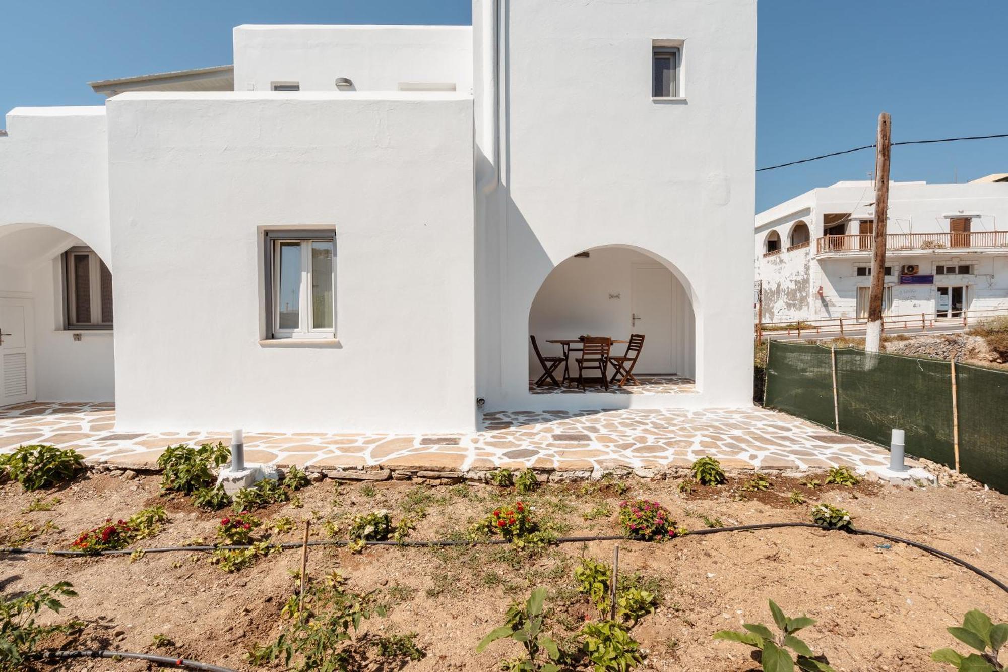 Celestial Seaview Apartments- Ariadne Naxos City 외부 사진